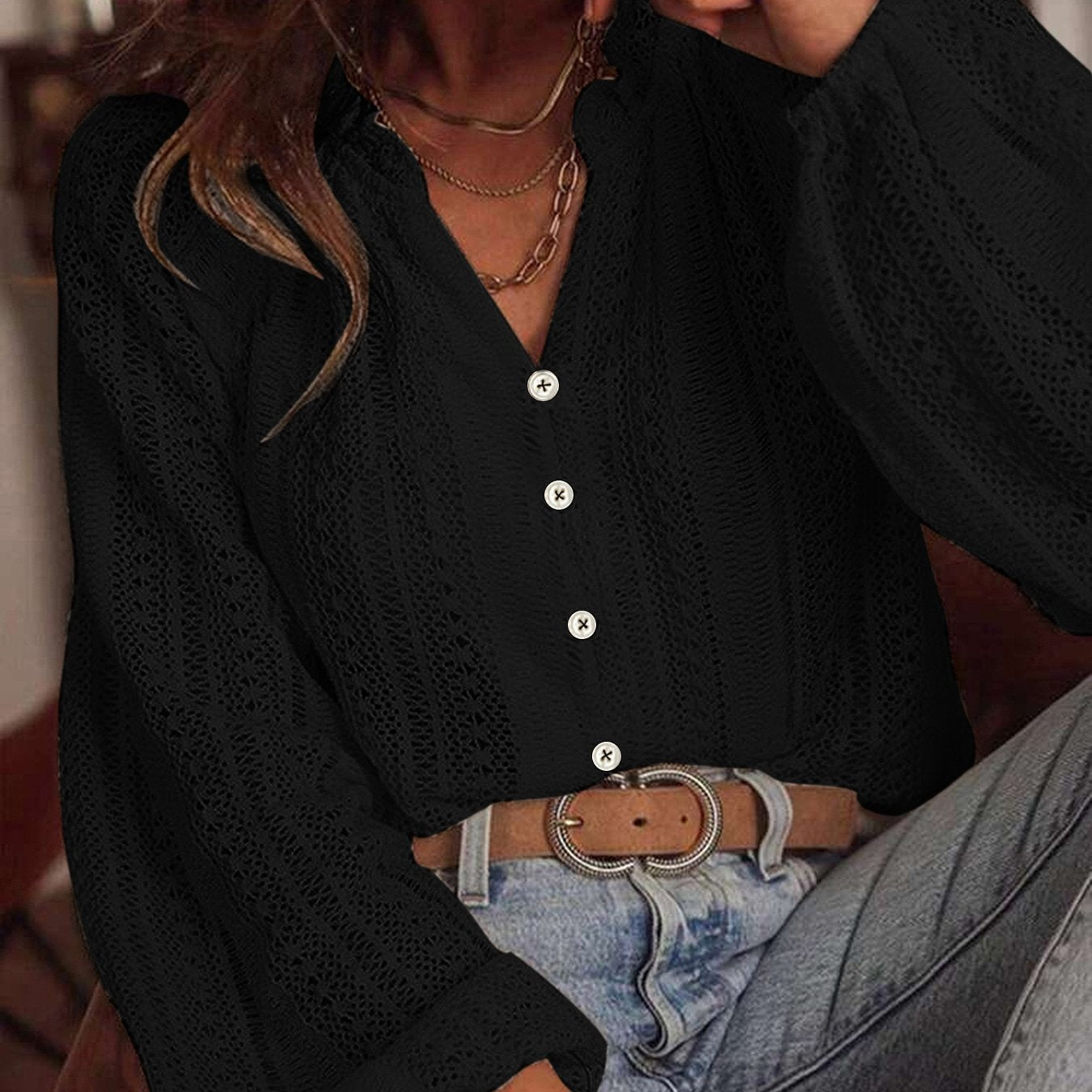 Feylira | Casual damesblouse met V-hals en kant – Lange mouwen, holle brei, knoopsluiting, semi-transparante