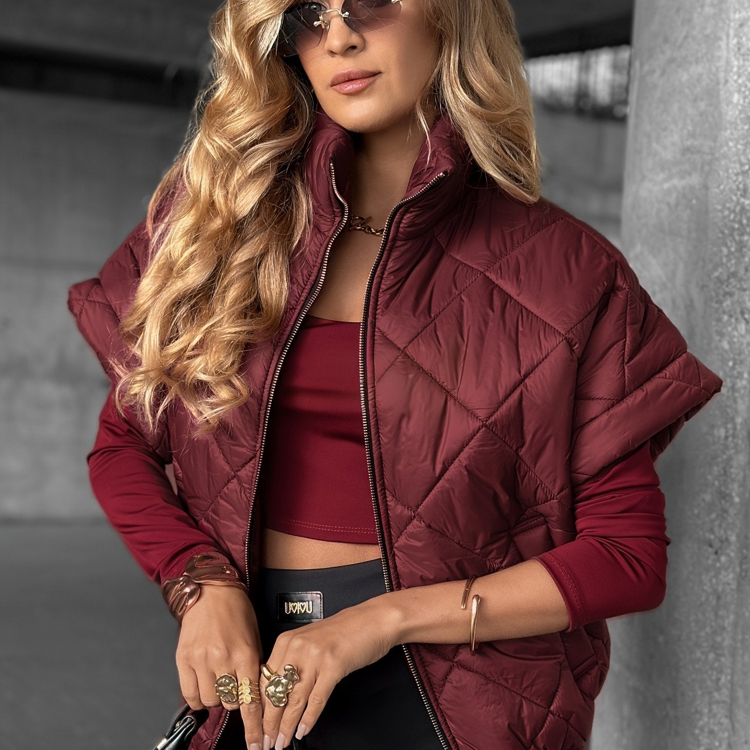 Azlina | Damesjas met korte mouwen en gewatteerde voering, mouwloze bodywarmer