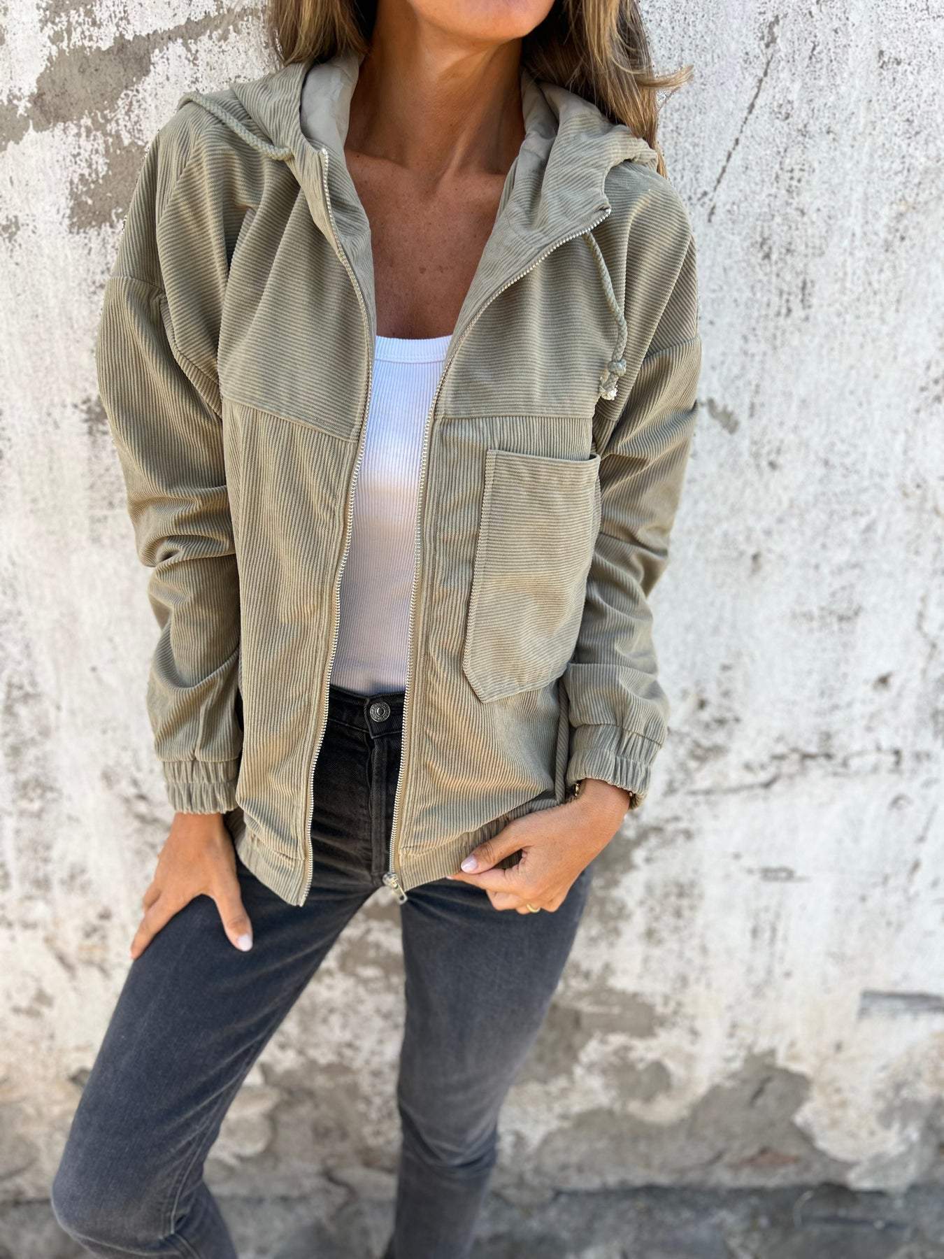 Avelithra | Veste à capuche en velours côtelé pour femme – Confortable, coupe décontractée, vêtement d'extérieur casual