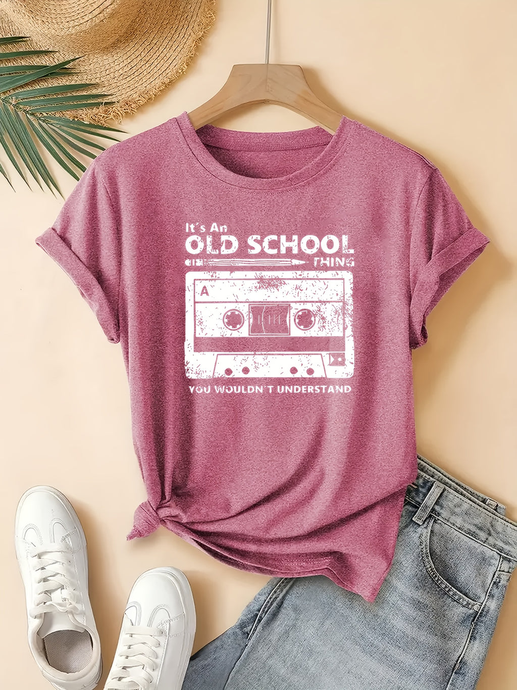 Syralia | Retro muziek T-shirt met cassetteprint, losse pasvorm, korte mouwen