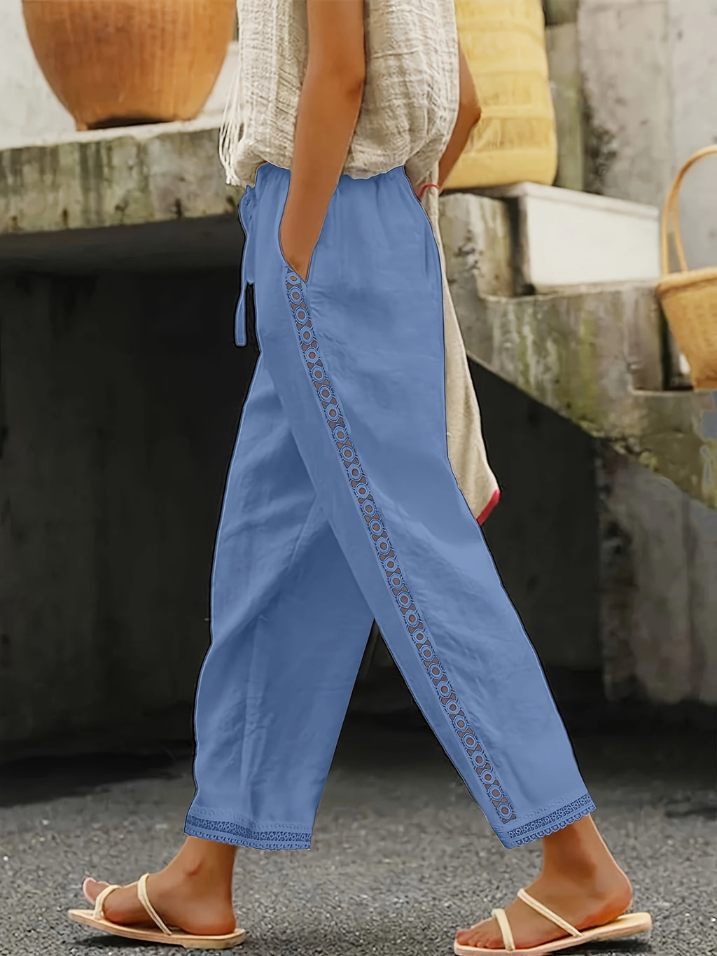 Zalyra | Effen enkellange damesbroek – casual slim fit broek met patchwork en kanten inzetstukken aan de zijkant