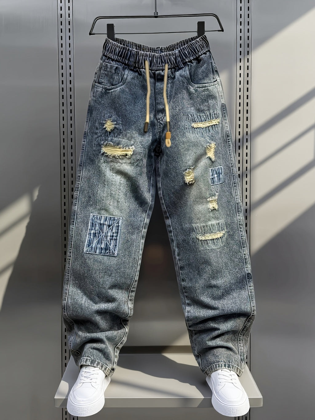 Nyxen | Damesbroek van patchwork-denim in distressed-look