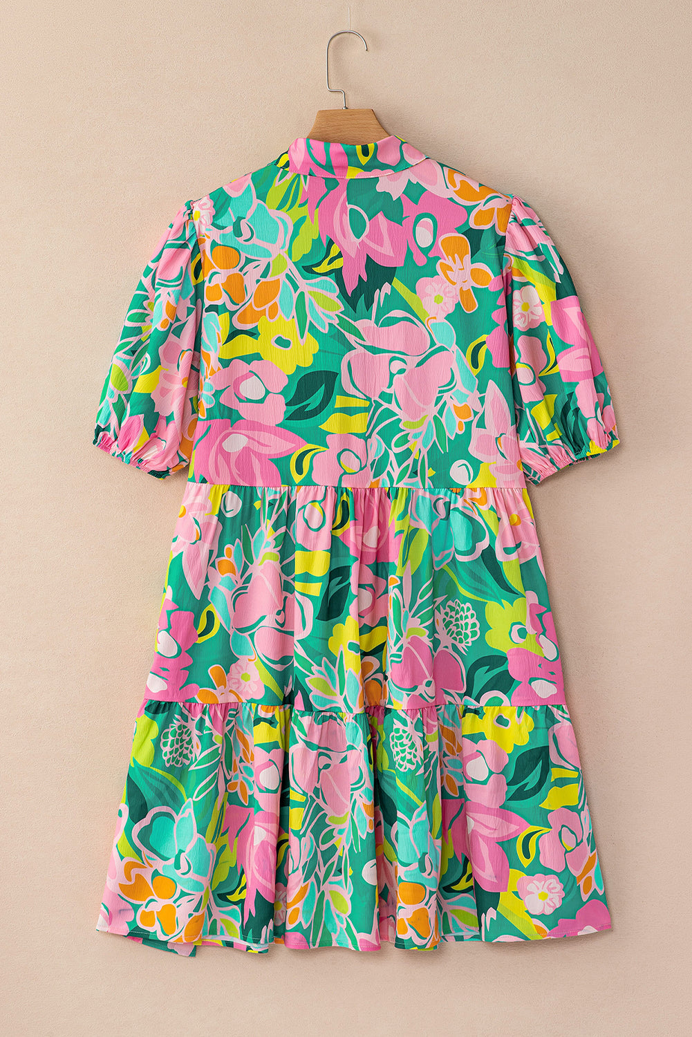 Melantha | Groene bloemenprint babydoll jurk met pofmouwen en kraag – Lichtgewicht zomerjurk