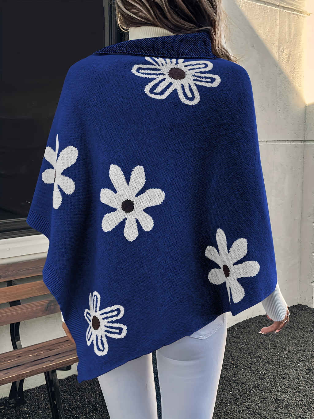 Gwynette | Elegante cape met knopen voor dames – veelzijdige gelaagde ponchojas