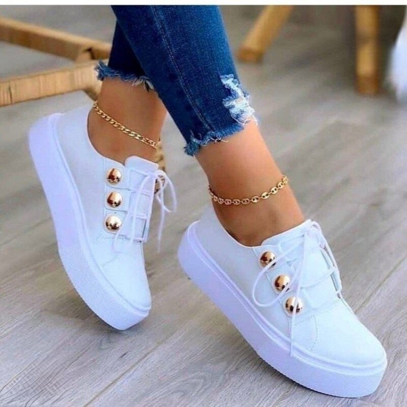 BoldStride | Baskets à plateforme épaisse pour femmes – Baskets confortables et tendance avec boutons dorés