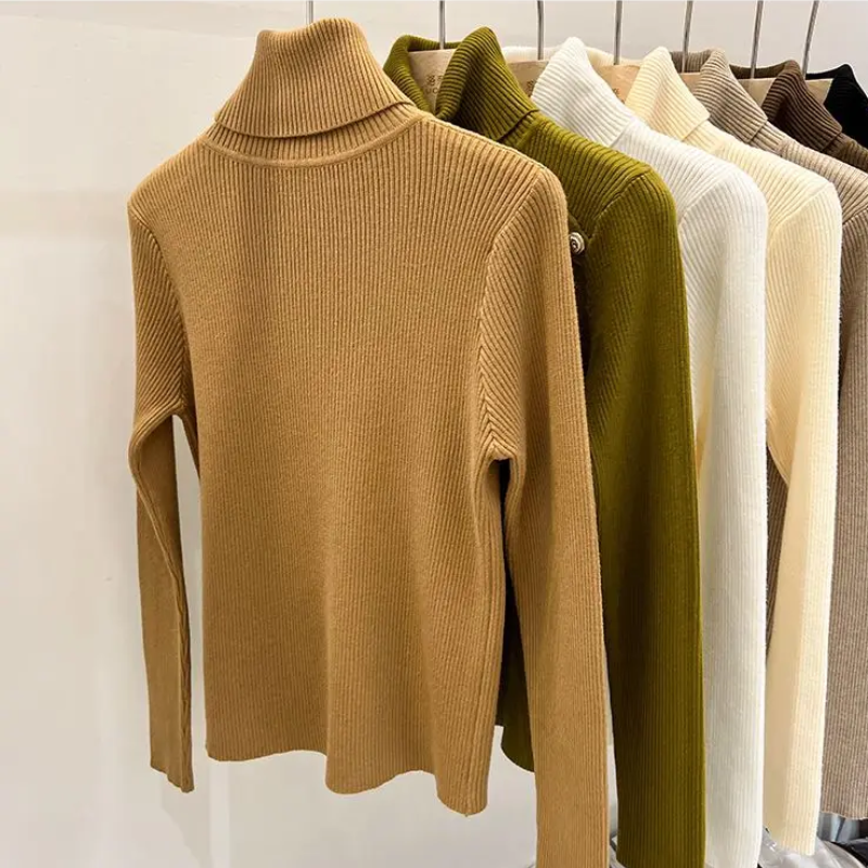 Baerise | Dames coltrui – Knoopaccenten, elegante wintertop met lange mouwen