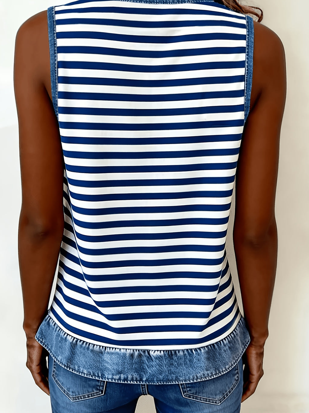 Lyanna | Casual damestop met V-hals en patchwork