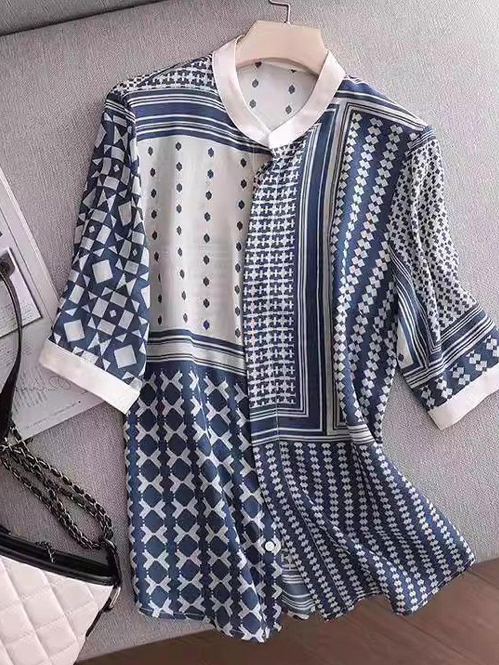 Zulema | Dameshemd met geometrische abstracte print - 3/4 mouwen, lichtgewicht blouse