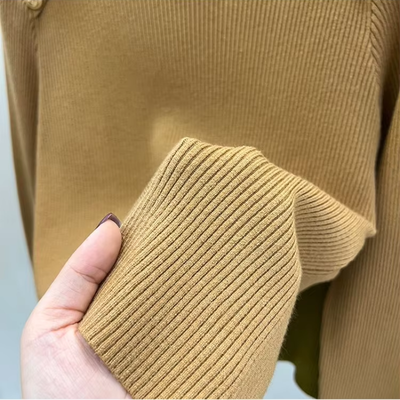 Baerise | Dames coltrui – Knoopaccenten, elegante wintertop met lange mouwen