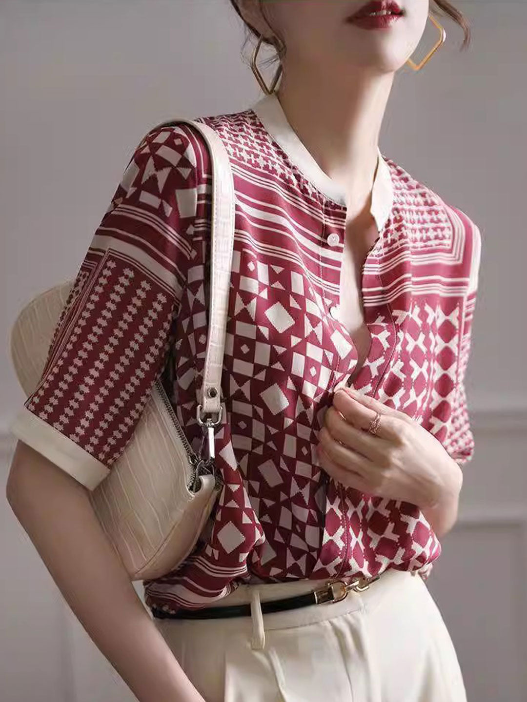 Zulema | Dameshemd met geometrische abstracte print - 3/4 mouwen, lichtgewicht blouse