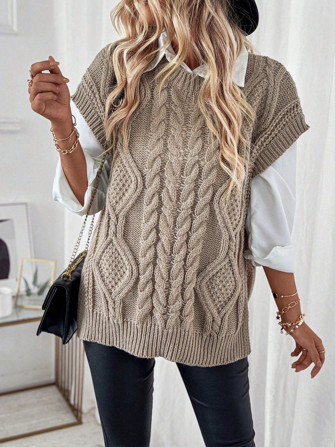 Bravelle | Damen-Cardigan mit Zopfmuster – Kurzarm, leicht, lässiges Strickoberteil