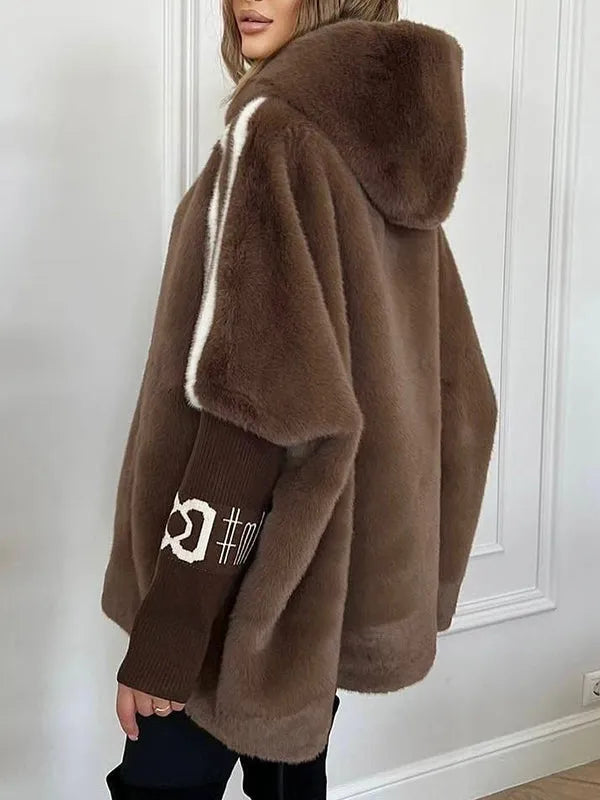 Selira | Manteau oversize à capuche en fausse fourrure et manches tricotées – Manteau d'hiver, chaud et doux