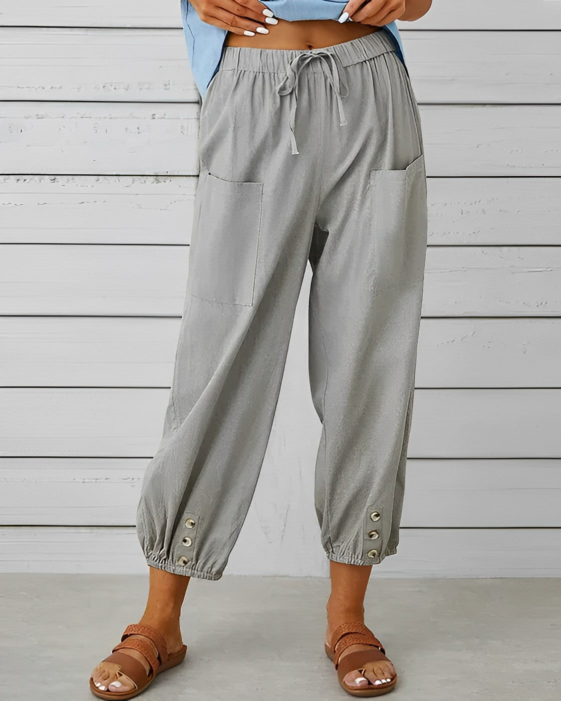Chloe | Damesbroek met hoge taille en wijde pijpen – soepelvallende casual broek