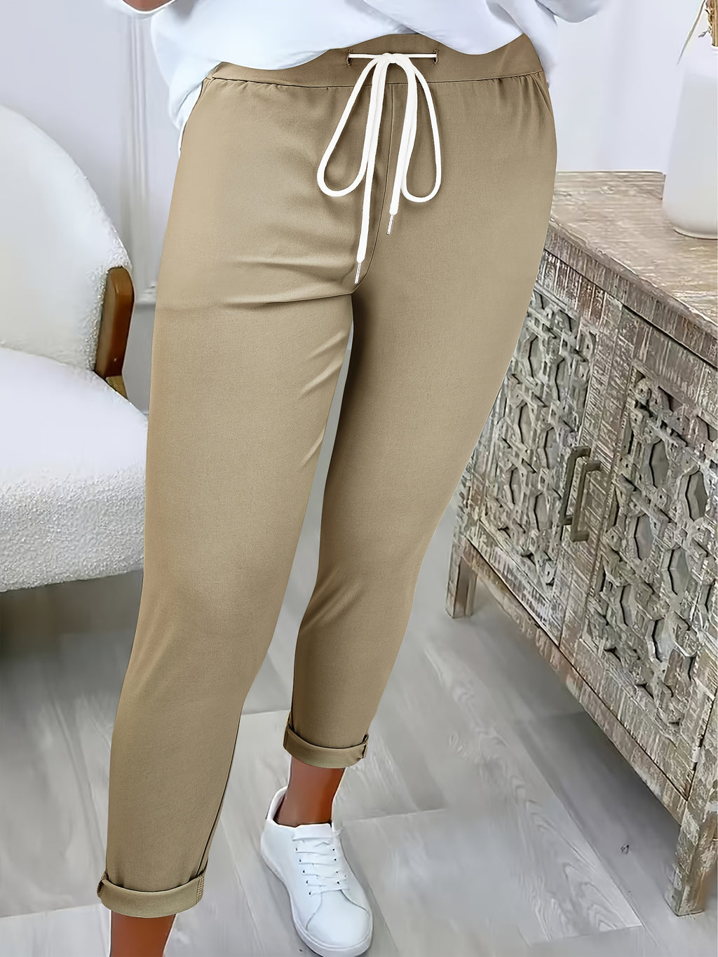 Avelith | Lässige Damenhose mit Kordelzug – Schmale Passform, elastischer Bund, atmungsaktiv