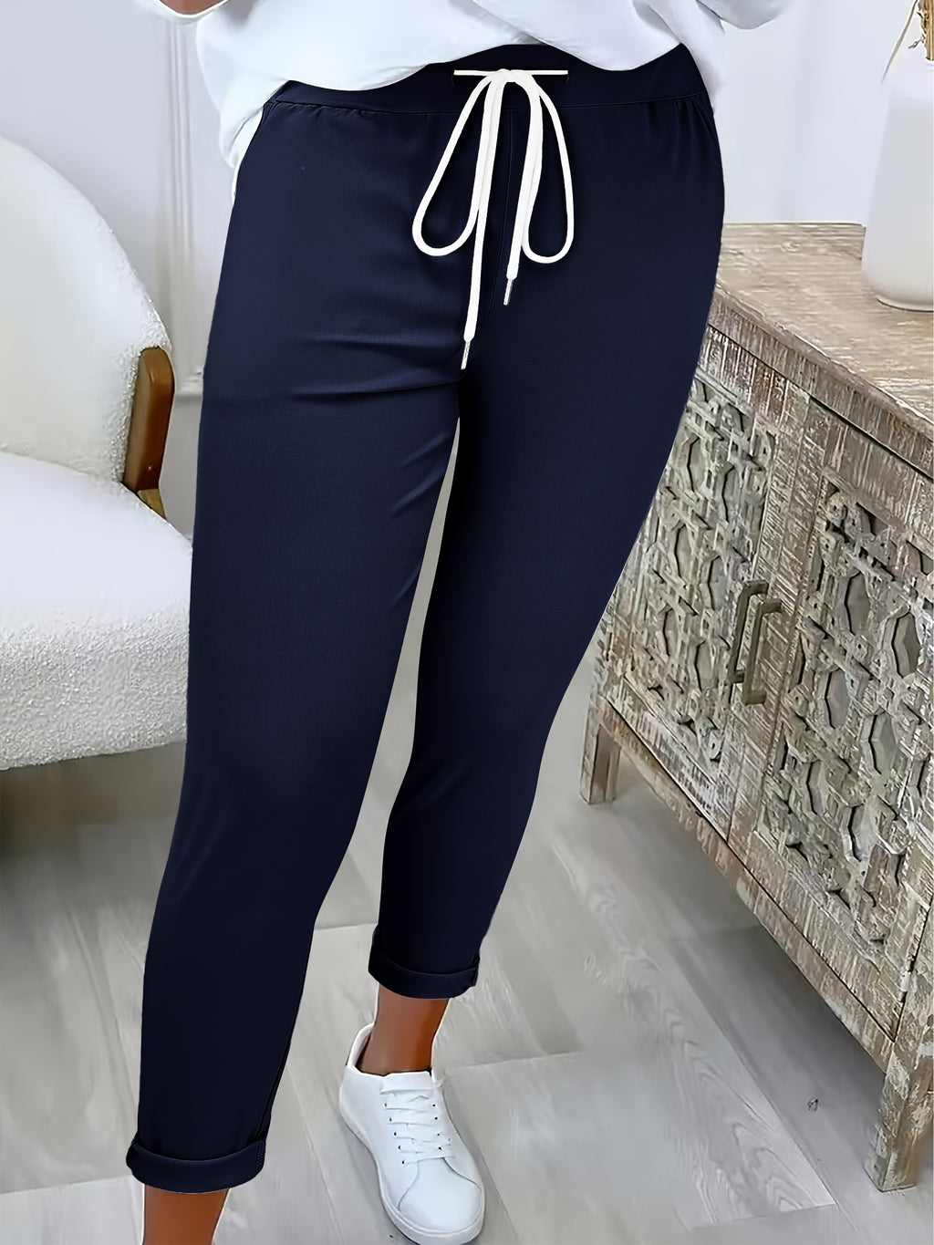 Avelith | Lässige Damenhose mit Kordelzug – Schmale Passform, elastischer Bund, atmungsaktiv