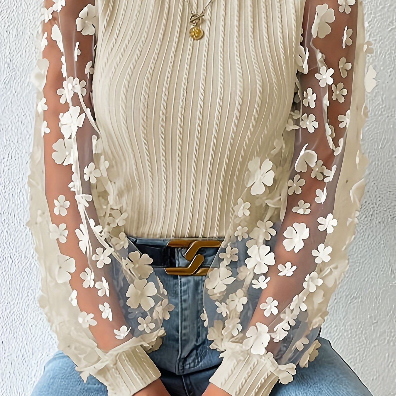 Hyselle | Dames Top met Textuur en Ronde Hals – Elegante Blouse met Mesh-Details