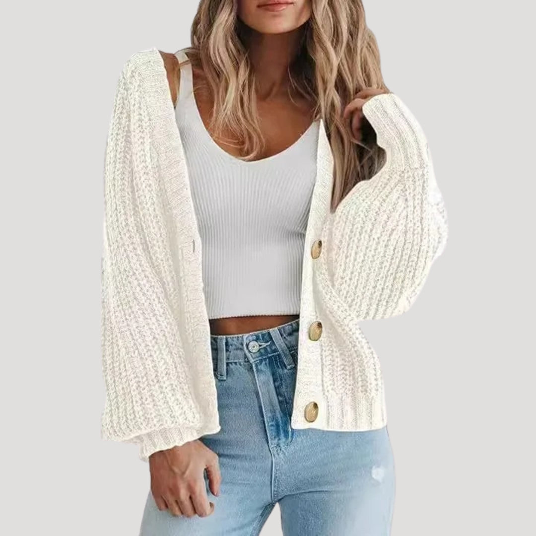 Wrenelle | Kort, grof gebreid damesvest – met knopen, warm gebreid vest
