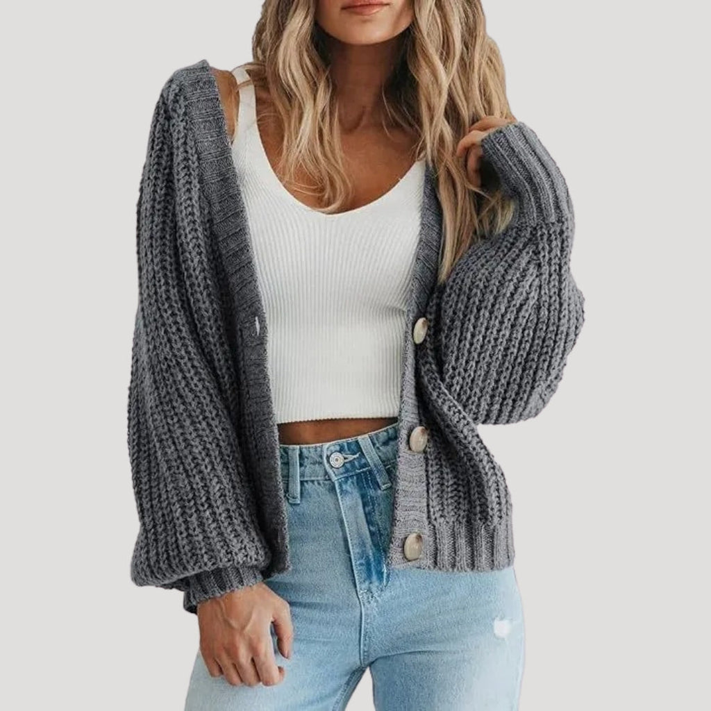 Wrenelle | Kort, grof gebreid damesvest – met knopen, warm gebreid vest