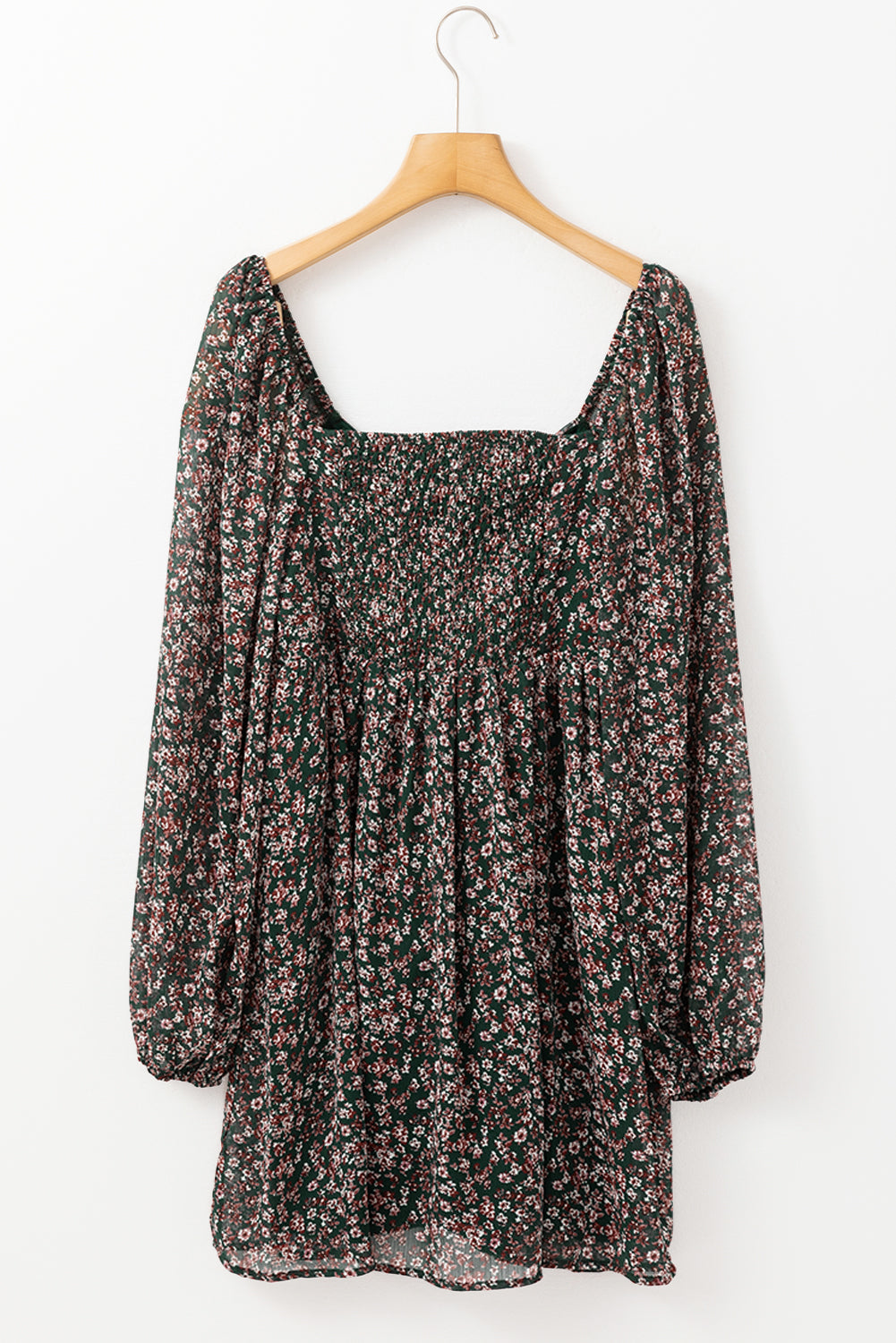 Isabella | Groene mini-jurk met bloemenprint – Sweetheart halslijn, gerimpelde rug, A-lijn pasvorm