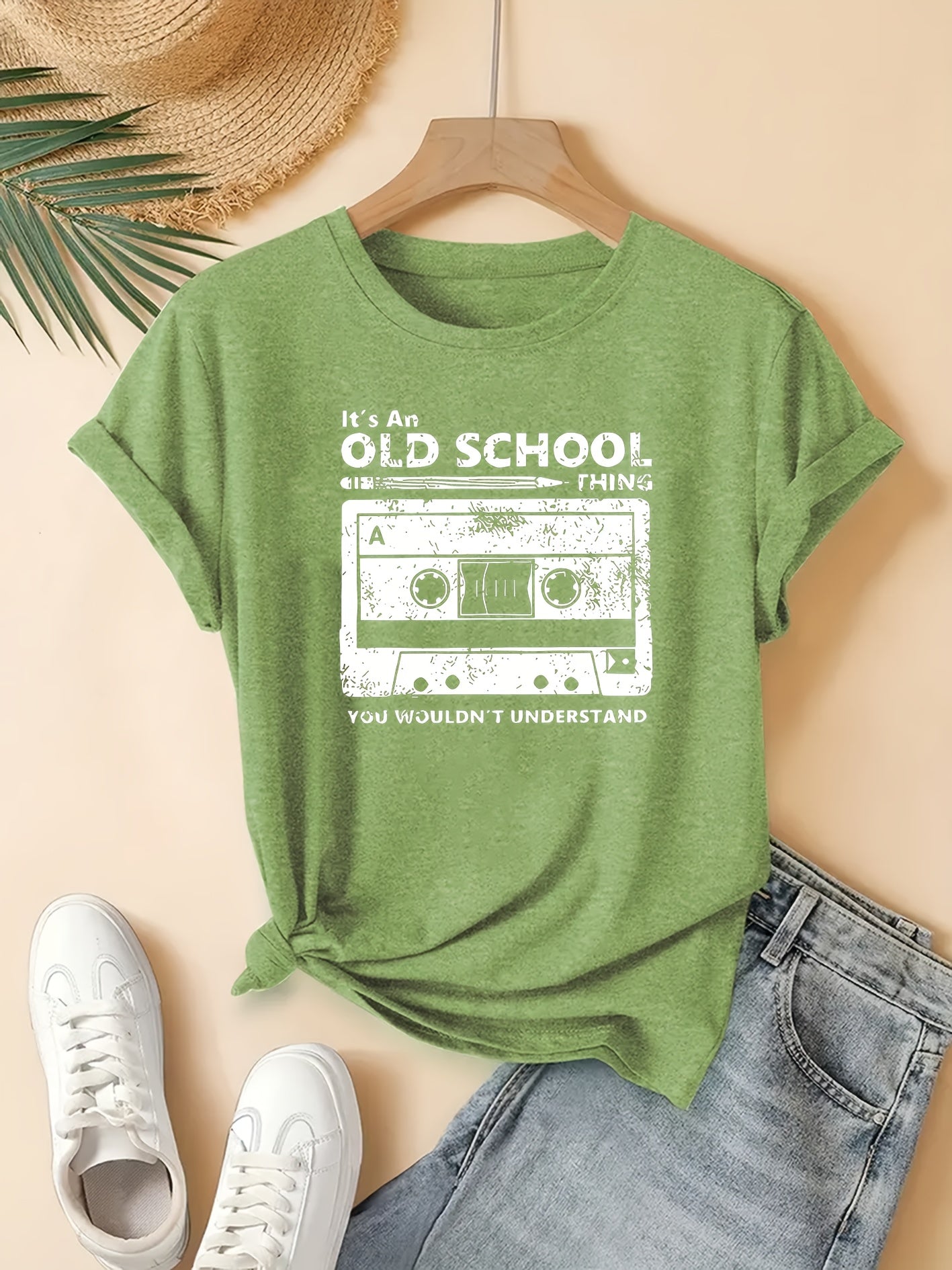 Syralia | Retro muziek T-shirt met cassetteprint, losse pasvorm, korte mouwen