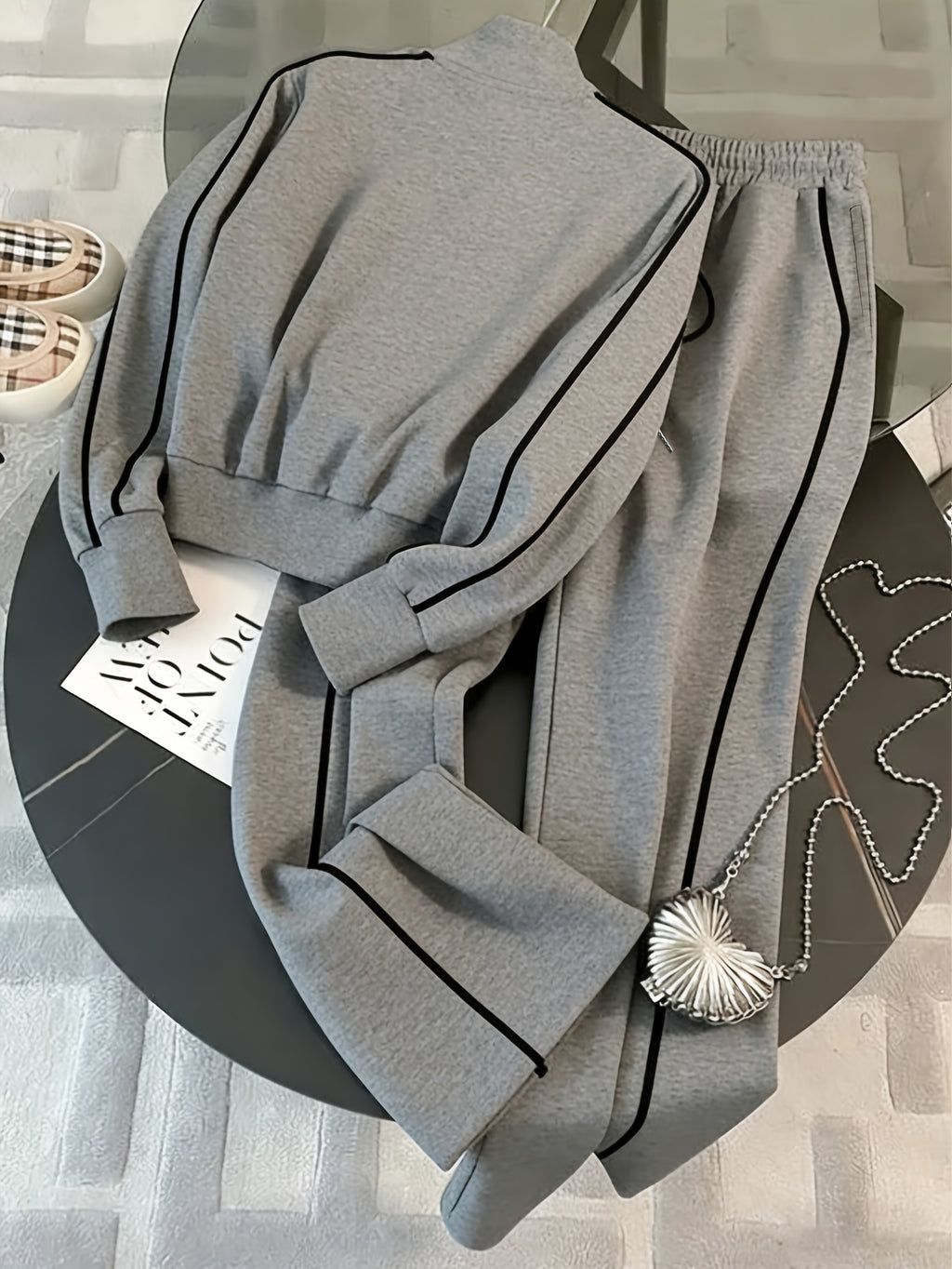 Marielis | Casual tweedelige sportkleding voor dames – Sweatshirt met ritssluiting en joggingbroek