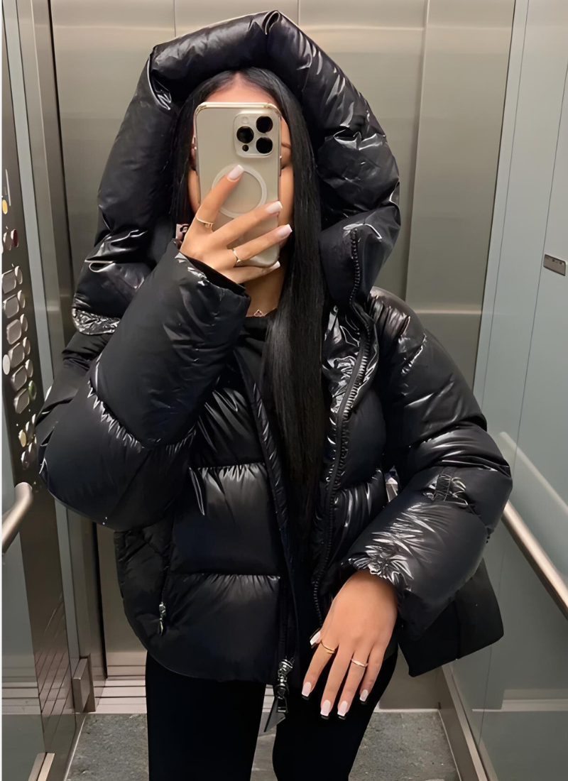 Lunique | Damen-Steppjacke mit Kapuze in schmaler Passform – Leichte, isolierte Winterjacke, schick und lässig