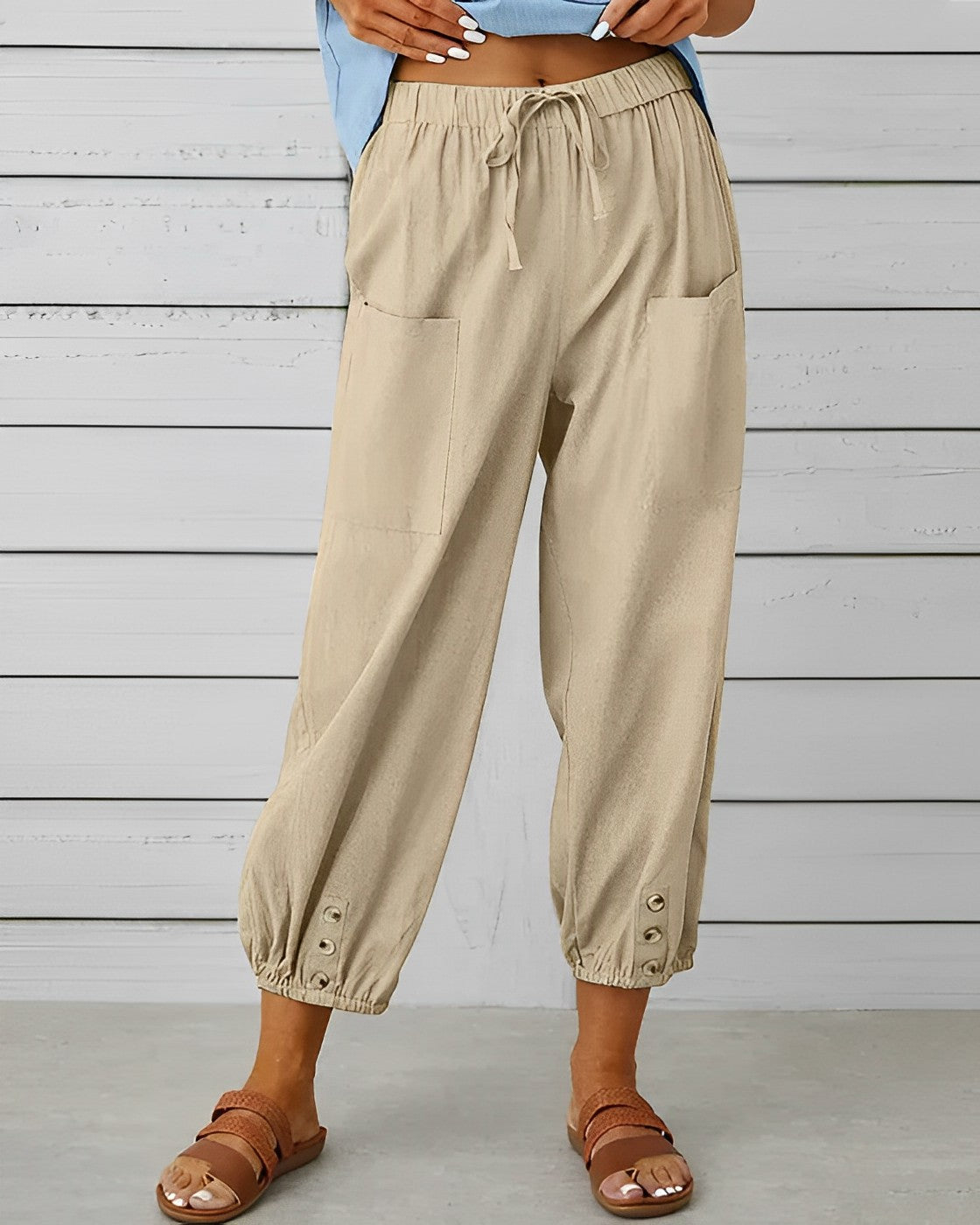 Chloe | Damesbroek met hoge taille en wijde pijpen – soepelvallende casual broek