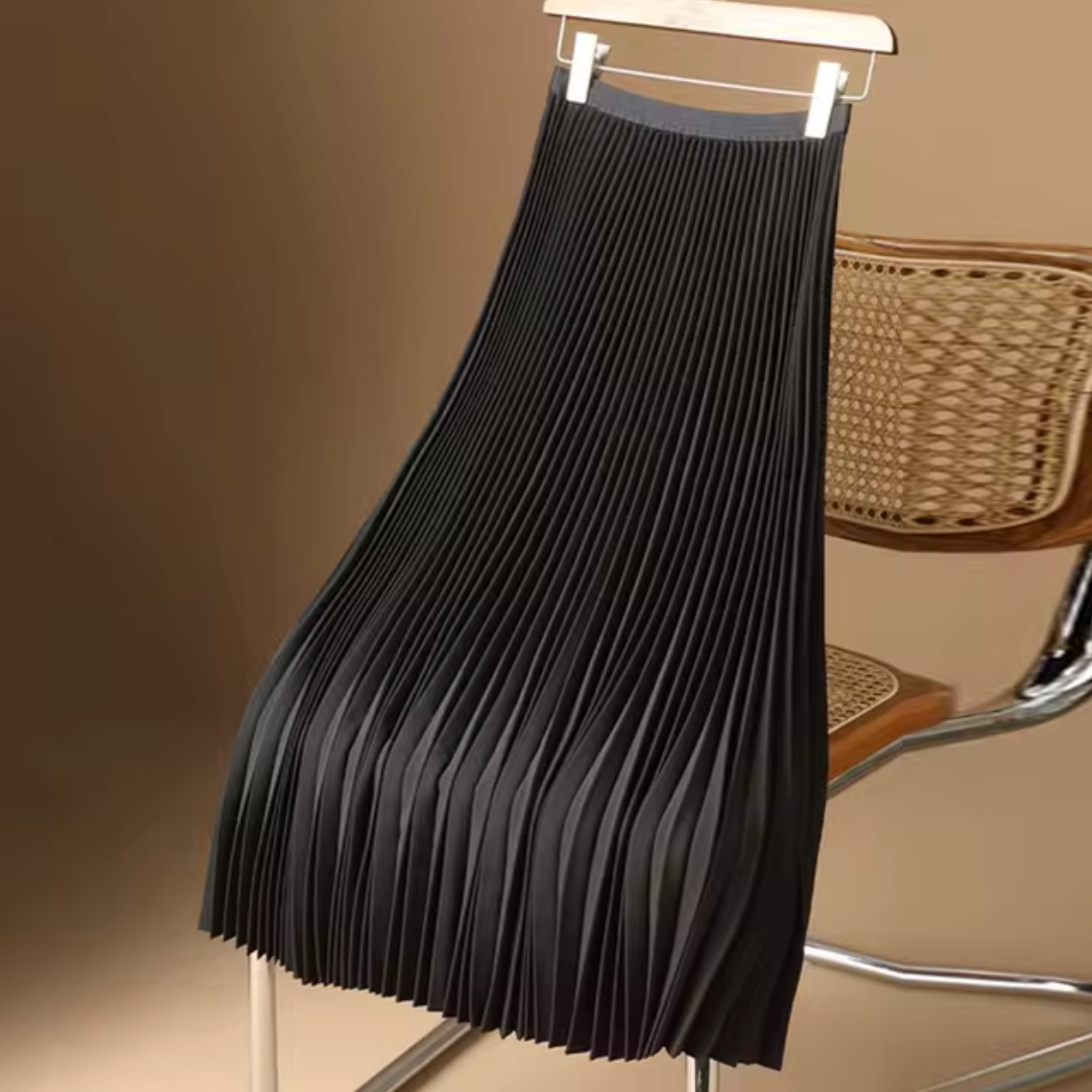 Mirelle | Elegante midi-rok voor dames – soepel vallende A-lijn, comfortabel en chic voor dagelijks gebruik