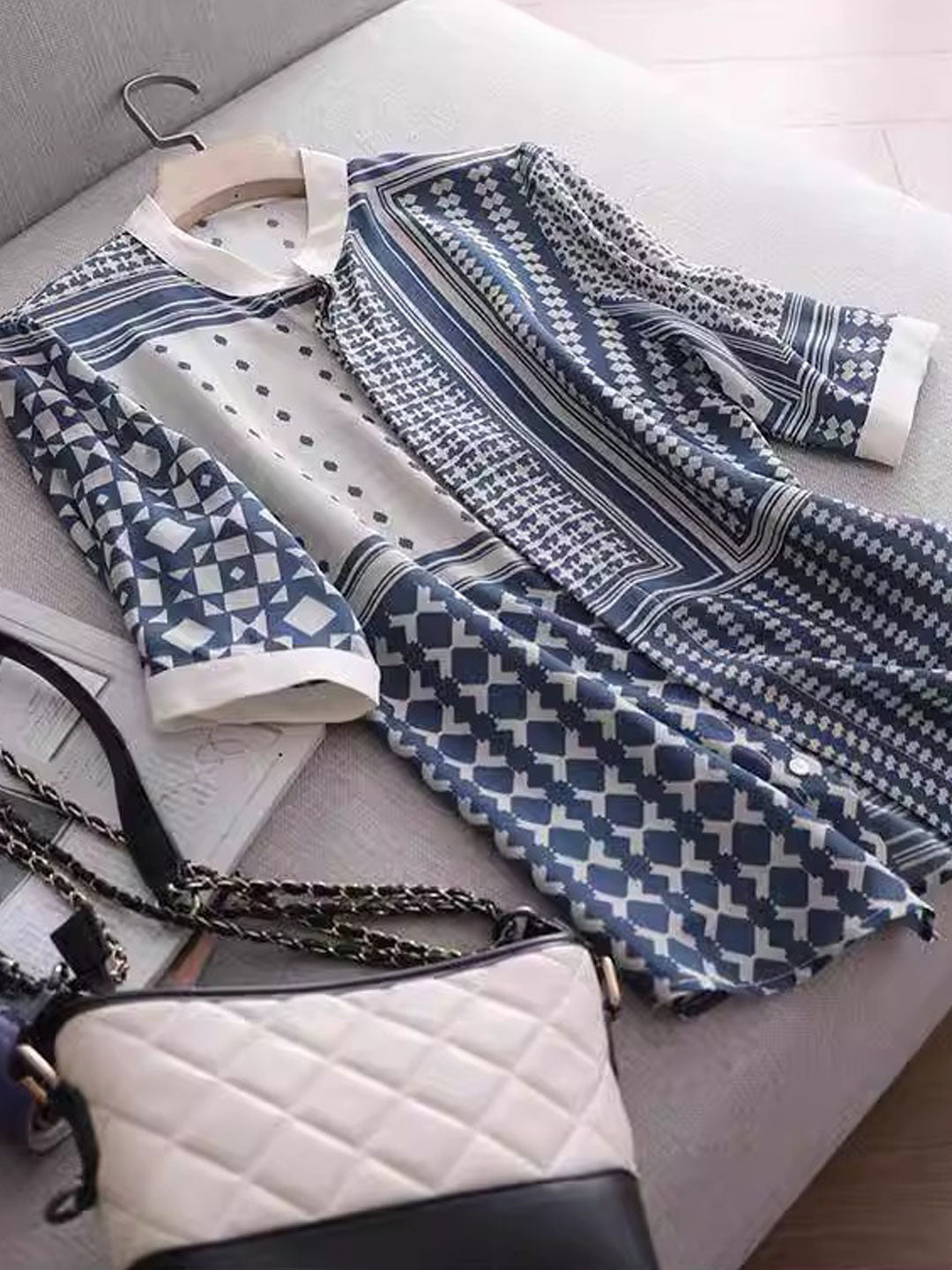 Zulema | Dameshemd met geometrische abstracte print - 3/4 mouwen, lichtgewicht blouse