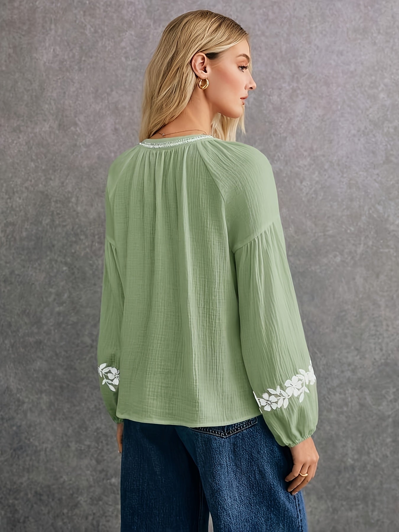 Helya | Lichtgewicht geborduurd etnisch dameshemd – casual blouse met lange mouwen