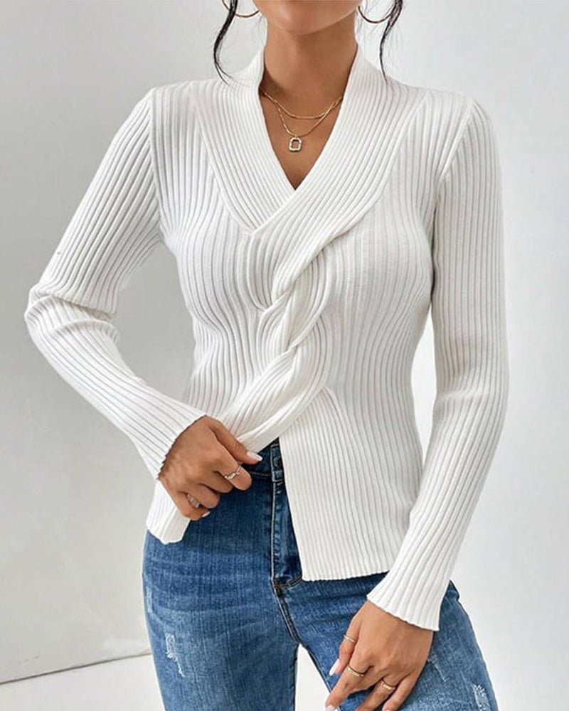 Nereya | Elegante damesmode met lange mouwen en V-hals