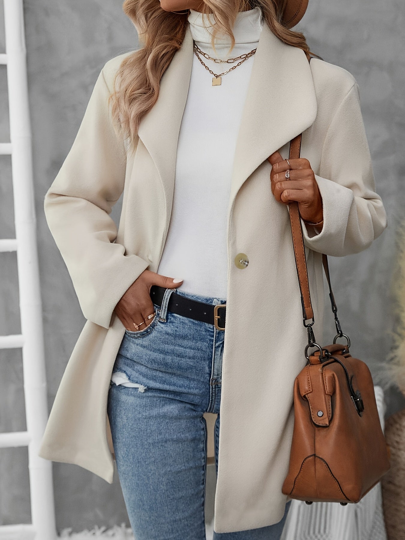 Cyrinae | Stilvoller Blazer für Damen mit breiter Kapuze – Langarmmantel, eleganter Herbst-/Wintermantel