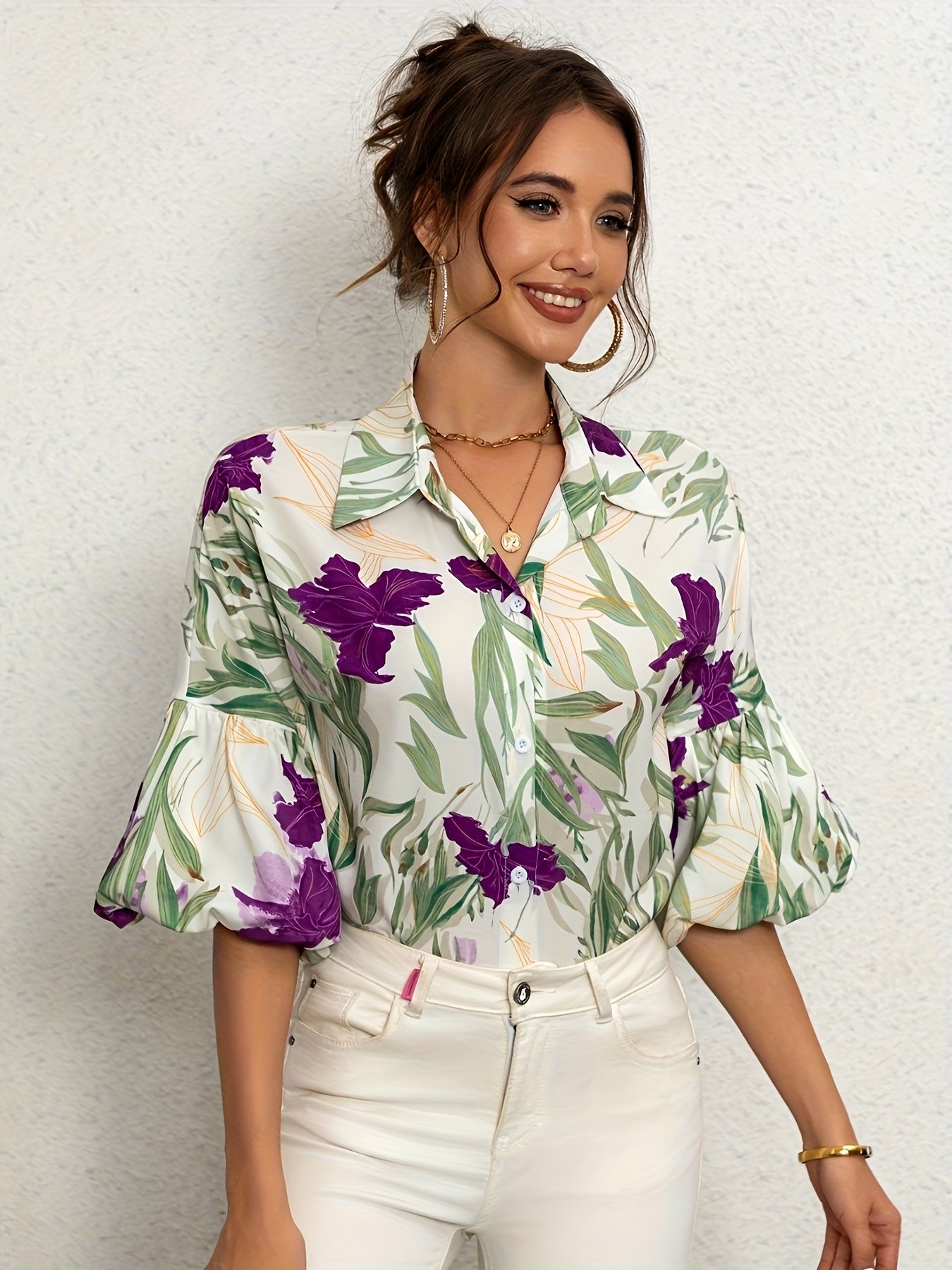 Maelyn | Damesblouse met orchideeënprint – Elegante lange blouse met lantaarnmouwen