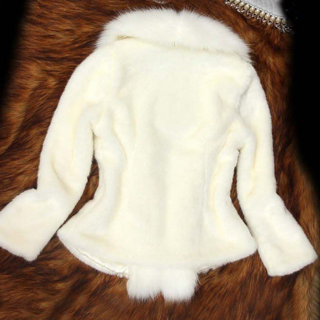 Maaike | Damen-Pelzmantel für den Winter – weicher, warmer und eleganter Mantel für kaltes Wetter