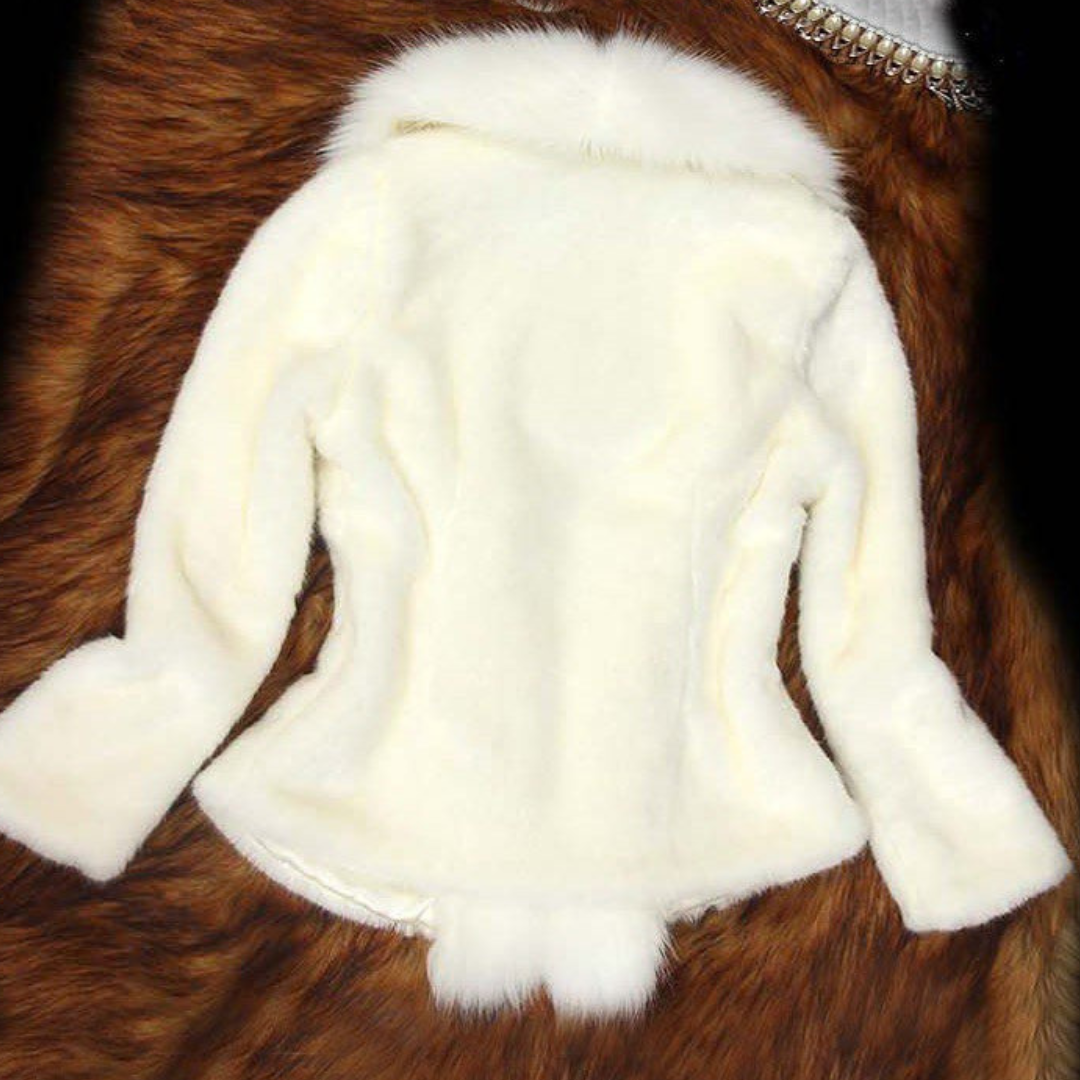 Maaike | Damen-Pelzmantel für den Winter – weicher, warmer und eleganter Mantel für kaltes Wetter