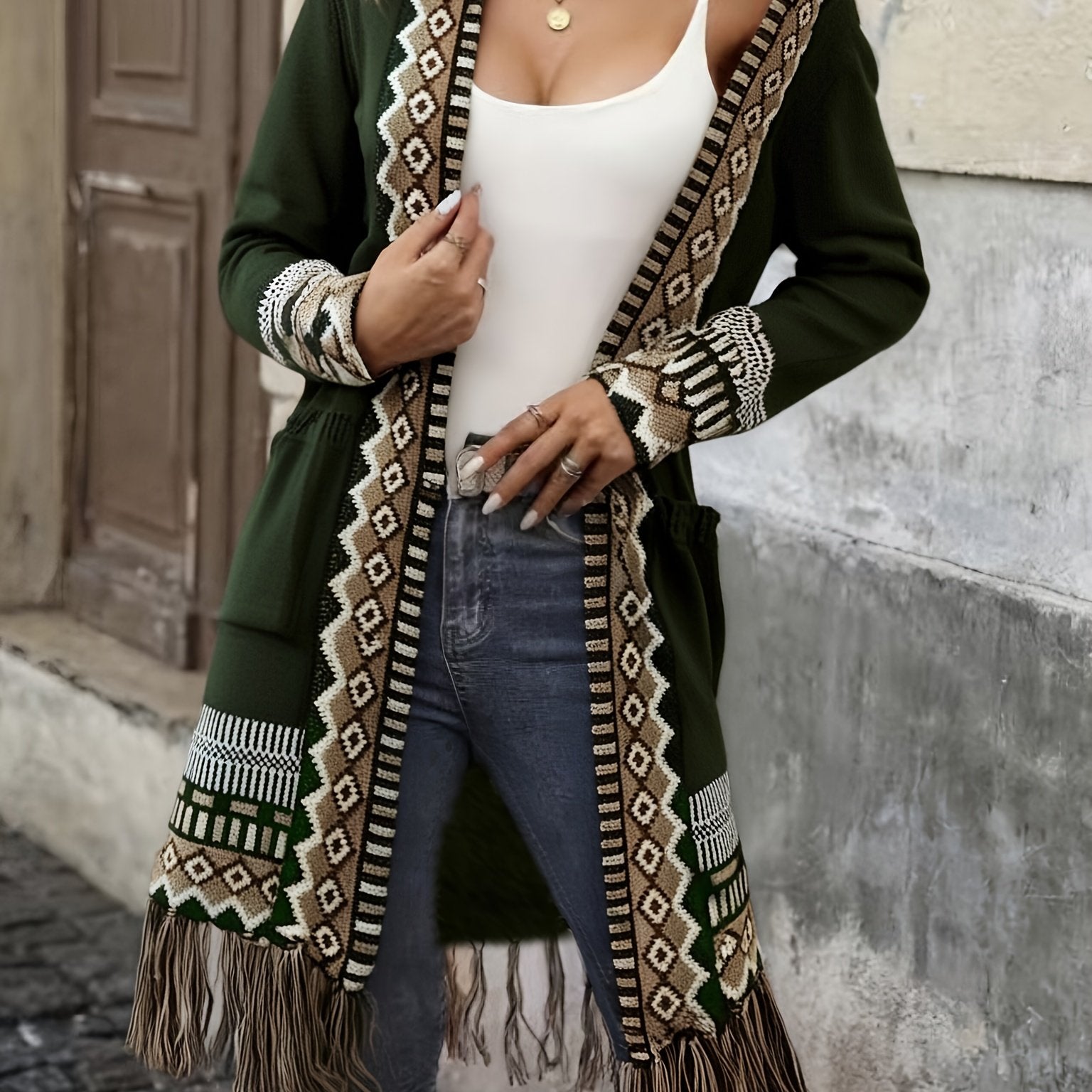 Leoria | Dames Lang Vest – Contrasterend Geometrisch Patroon, Kwastjeszoom