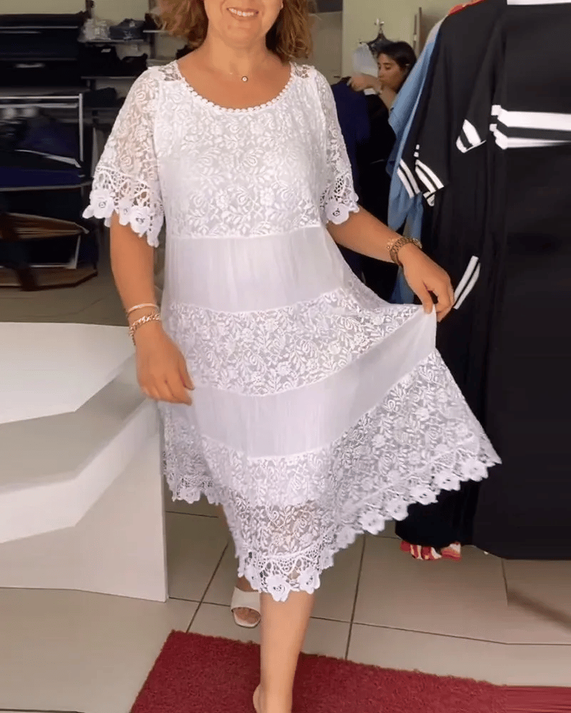 Brinaya | Damesjurk met kanten rand – Elegante zomerjurk