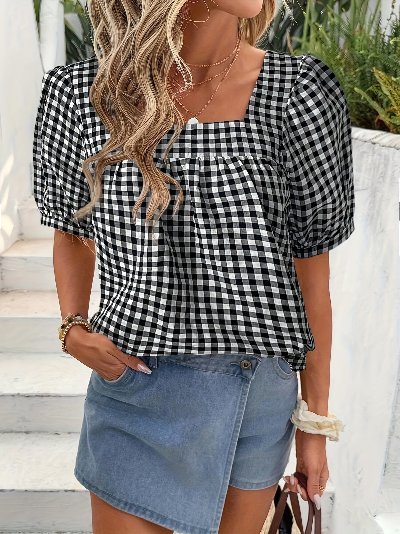 Orlyraen | Damesblouse met geruite print en vierkante hals – Casual blouse met korte mouwen