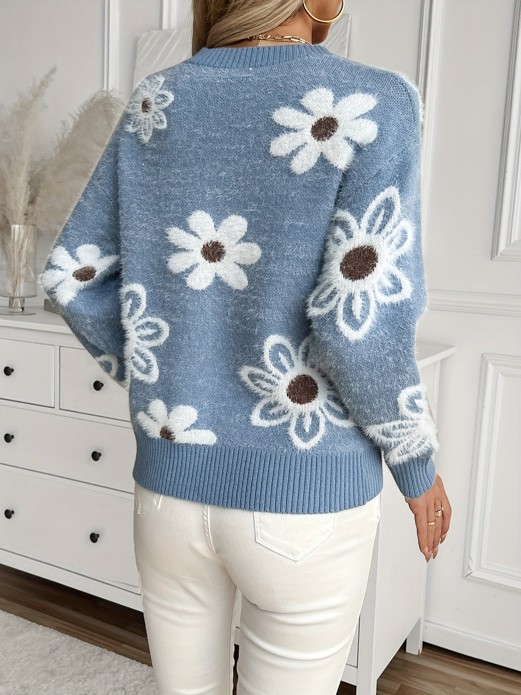 Velyssa | Blühender Damenpullover mit Blumenmuster – Bequemer Herbstpullover mit langen Ärmeln
