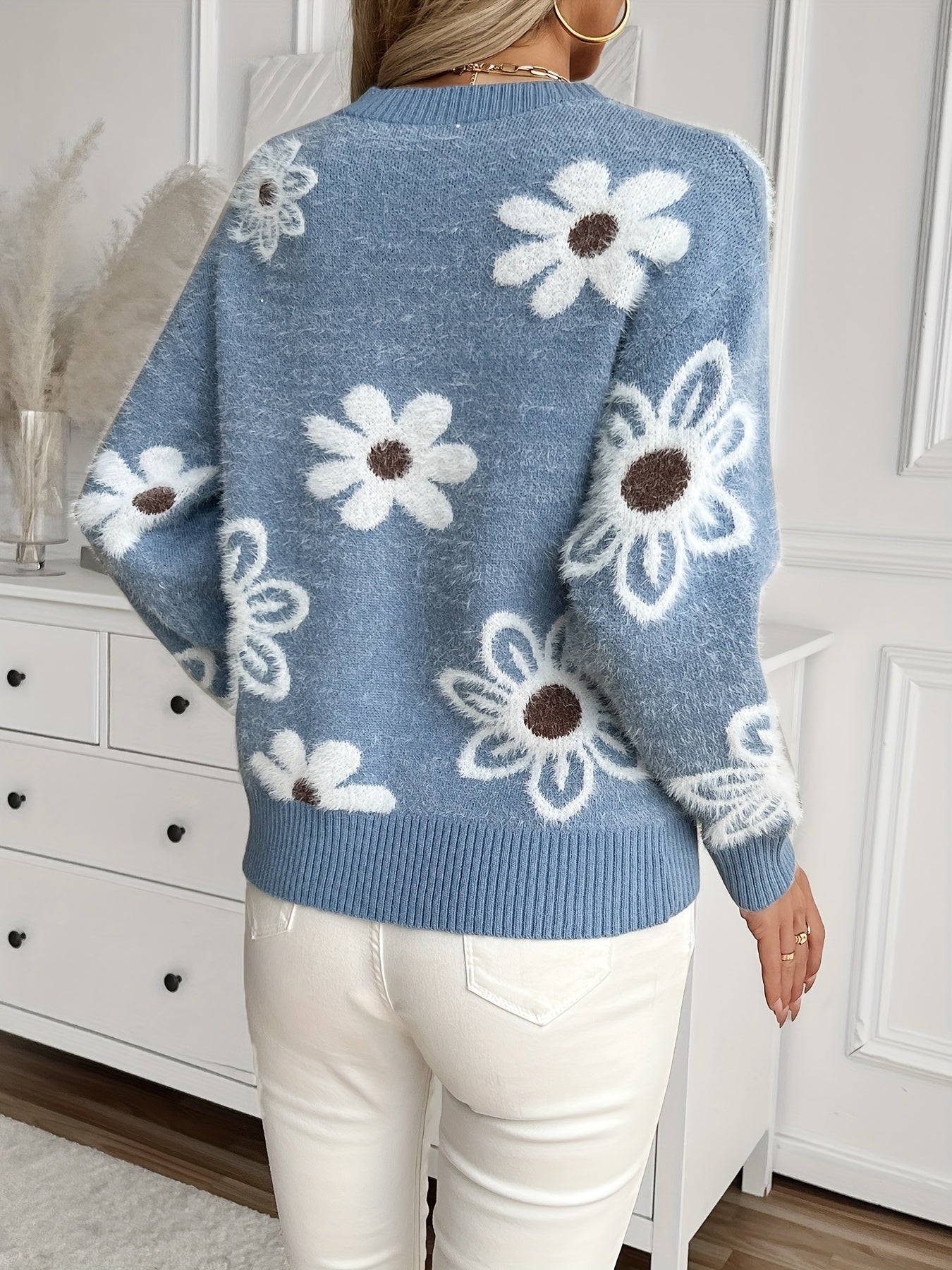 Velyssa | Blühender Damenpullover mit Blumenmuster – Bequemer Herbstpullover mit langen Ärmeln