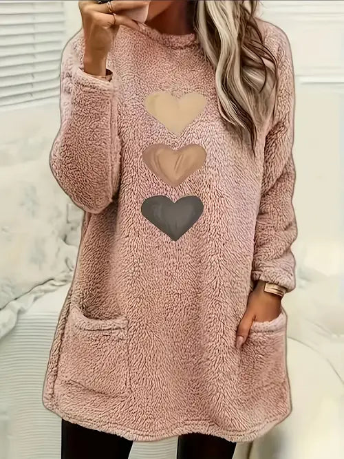 Gevina | Buntes Fleece-Sweatshirt mit Herzen und Taschen – Bequemer Winterpullover, weiches Freizeittop