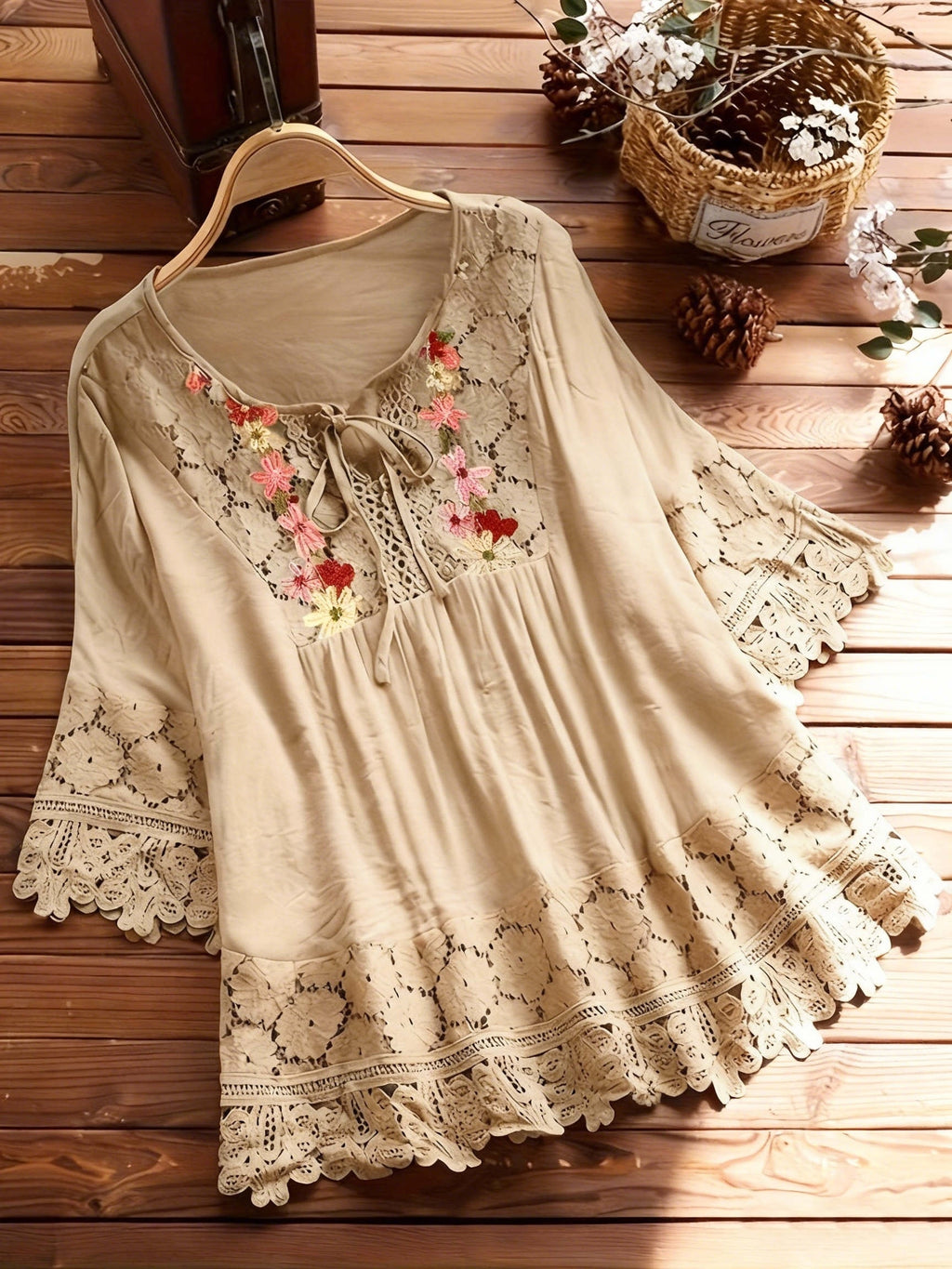 Elarona | Damesblouse met kanten patchwork – Lente/zomer-top met lange mouwen