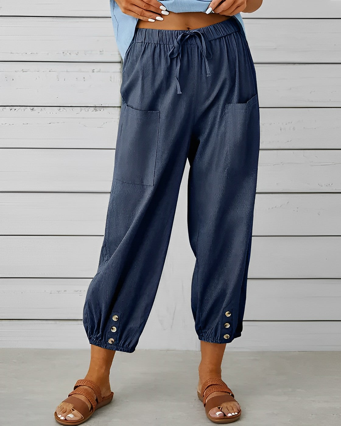 Chloe | Damesbroek met hoge taille en wijde pijpen – soepelvallende casual broek