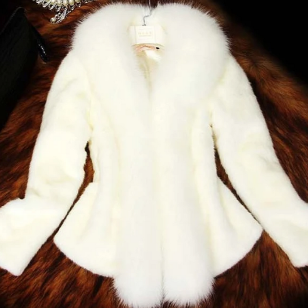 Maaike | Damen-Pelzmantel für den Winter – weicher, warmer und eleganter Mantel für kaltes Wetter