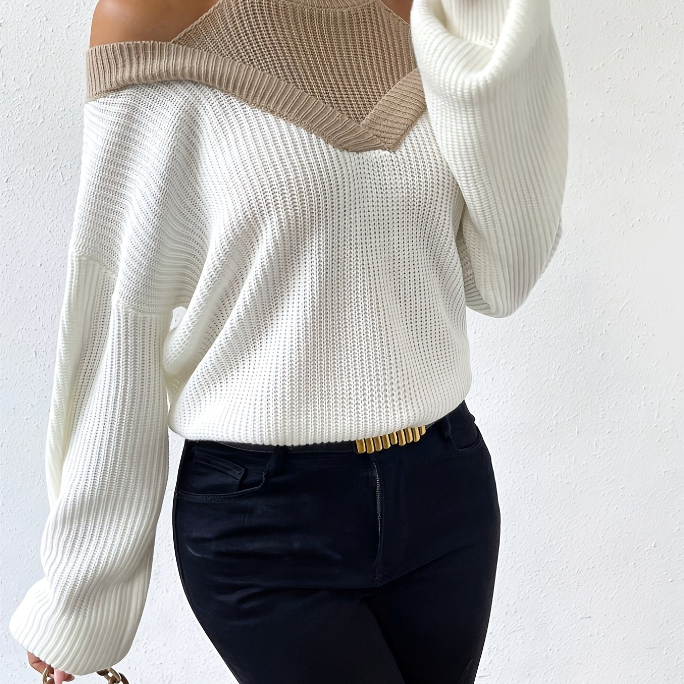 Dorevina | Dames Geribde Top met Kleurblokken en Off-Shoulder – Elegante Slim Fit Modeblouse