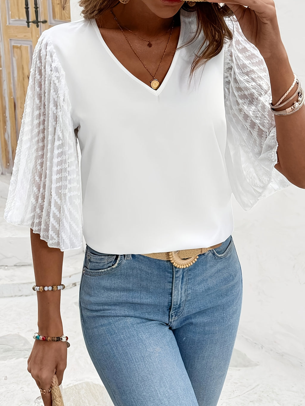 Wyra | Damesblouse met losse pasvorm, V-hals en lange mouwen