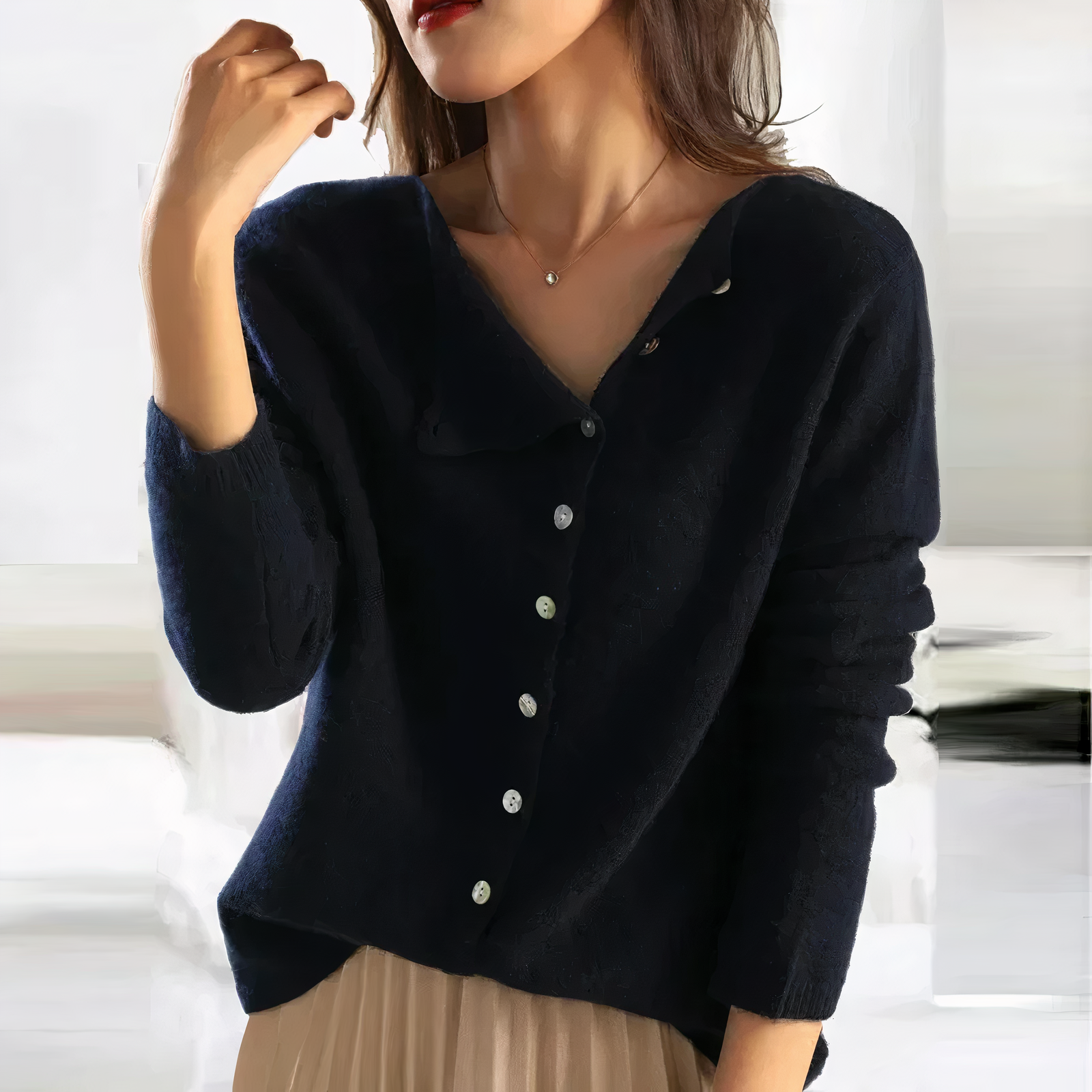 Oriah | Gilet élégant pour femme – pull en maille douce avec fermeture à boutons