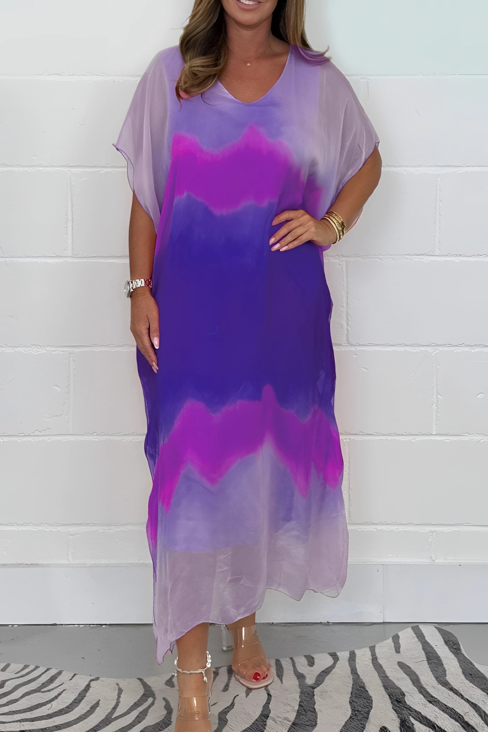 Hespera | Kaftan in grote maten met tie-dye-print – Lichtgewicht strandjurkje