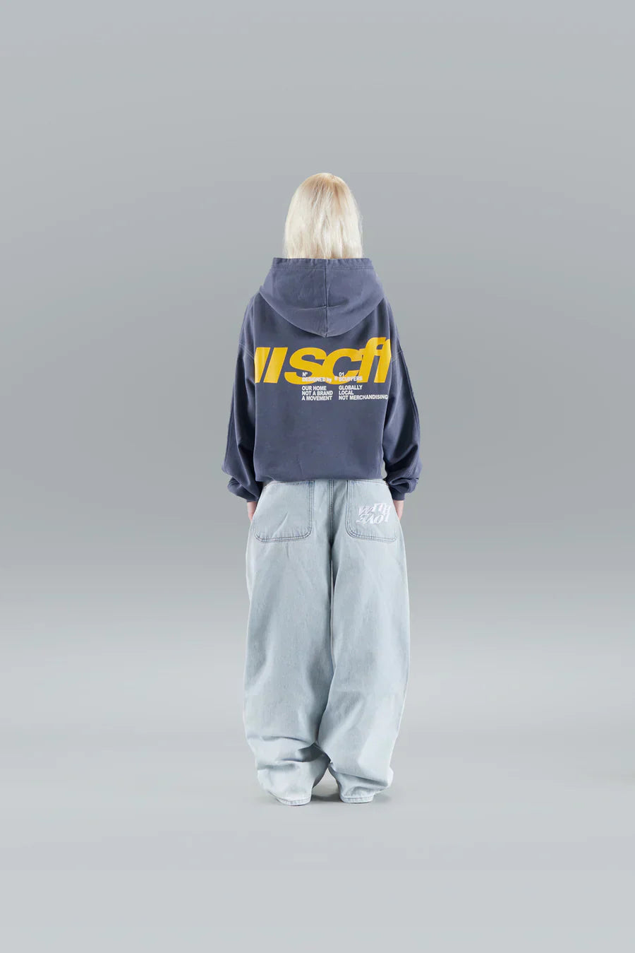 HoodScript | Unisex oversized hoodie met letterprint – Streetwear-trui, zacht en warm, casual urban stijl