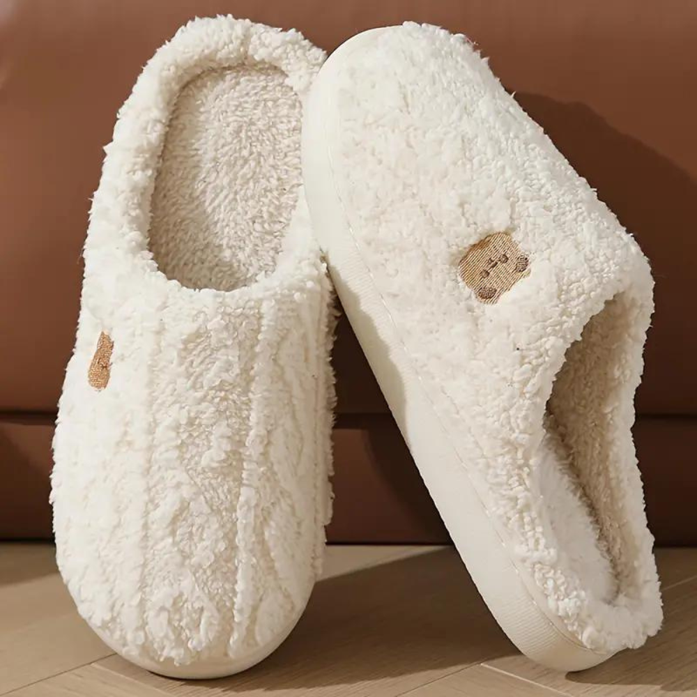 Cozelle | Pantoufles d'hiver douillettes pour femmes – semelle souple, confortables à l'intérieur, chaudes et élégantes